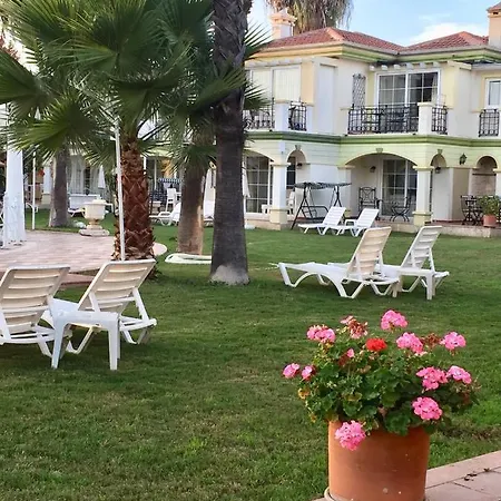 Villamare-pearl Villa